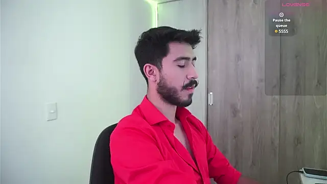 Snapshot of dam0n_fr0st chatting on December 23, 9:51 pm dam0n fr0st online show from December 23, 9:51 pm