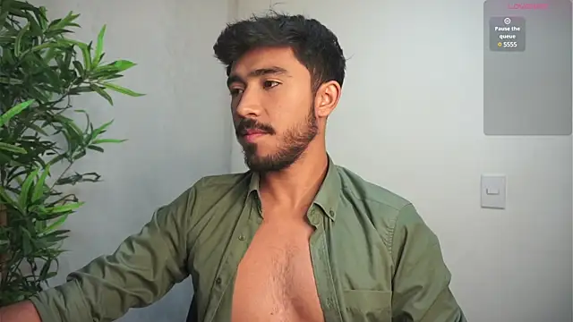 Snapshot of dam0n_fr0st chatting on March 20, 12:51 am dam0n fr0st online show from March 20, 12:51 am