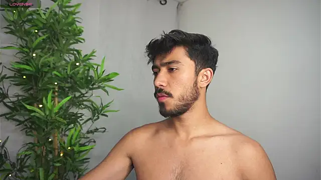 Snapshot of dam0n_fr0st chatting on March 21, 9:23 pm dam0n fr0st online show from March 21, 9:23 pm