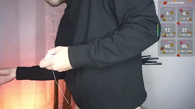 Snapshot of dam0n_fr0st chatting on October 10, 10:09 pm dam0n fr0st online show from October 10, 10:09 pm