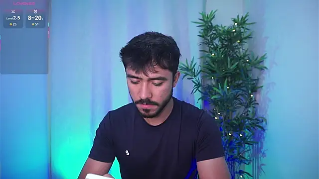 Snapshot of dam0n_fr0st chatting on November 14, 9:02 pm dam0n fr0st online show from November 14, 9:02 pm