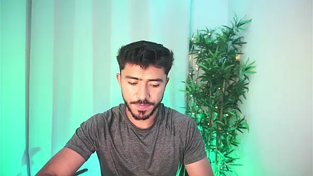 dam0n fr0st online show from May 7, 6:57 pm
