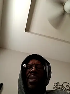 Txdarkmeat74 online show from March 18, 1:47 pm
