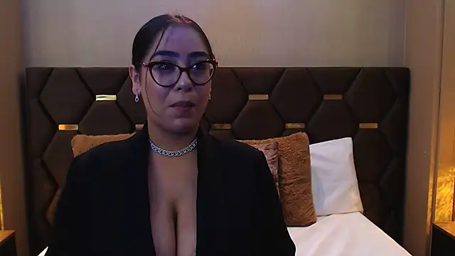 Snapshot of DevonPiers chatting on January 8, 3:07 pm DevonPiers online show from January 8, 3:07 pm