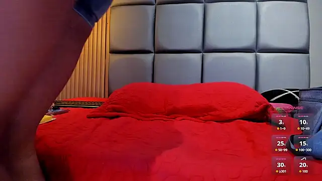 HOTTY RED  online show from November 29, 6:44 pm