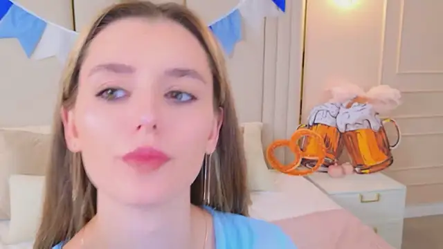 MarybethSnow online show from October 4, 5:11 pm