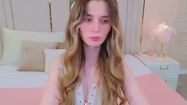 MarybethSnow online show from April 15, 5:09 pm