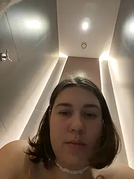 SuzieMurray online show from December 13, 12:28 pm