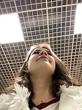 SuzieMurray online show from February 4, 8:24 am