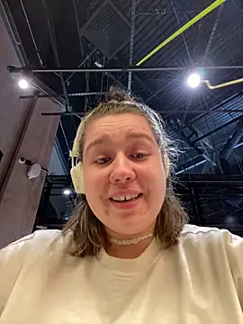 SuzieMurray online show from February 27, 11:20 am