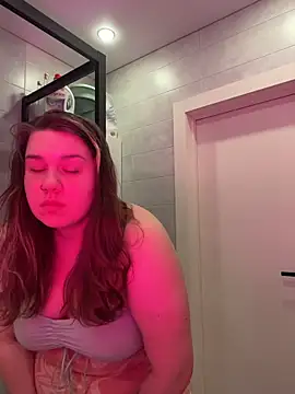 SuzieMurray online show from April 16, 8:26 am