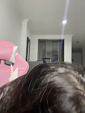 kimberlyhills1 online show from March 7, 11:05 pm