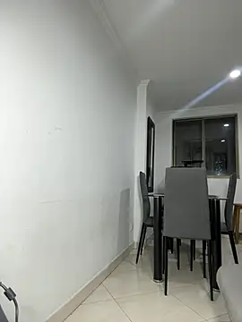 kimberlyhills1 online show from March 13, 3:33 am