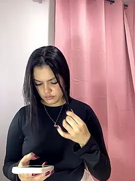 kimberlyhills1 online show from January 9, 12:46 am