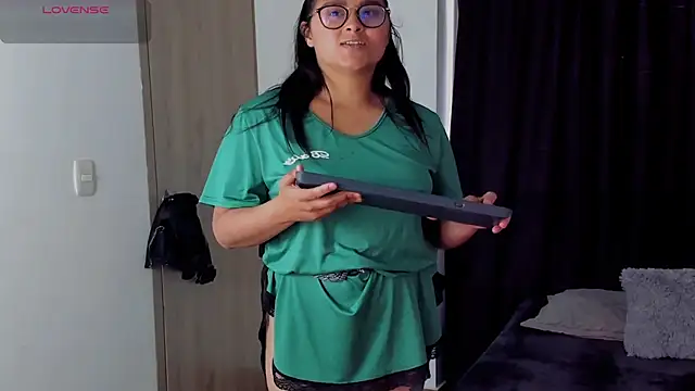 lorymoon online show from December 2, 10:12 pm