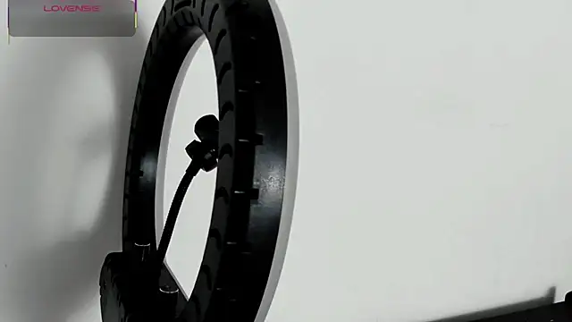 lorymoon online show from February 24, 7:09 pm