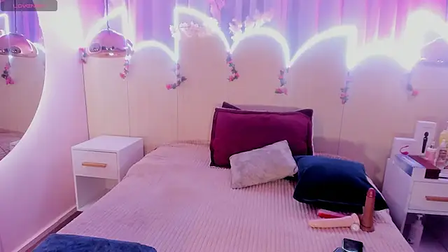 Laurentdupont04 online show from March 23, 3:21 am