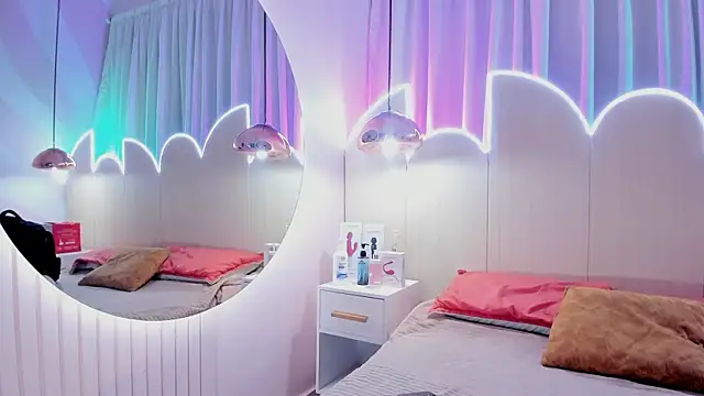 Laurentdupont04 online show from September 13, 3:06 am