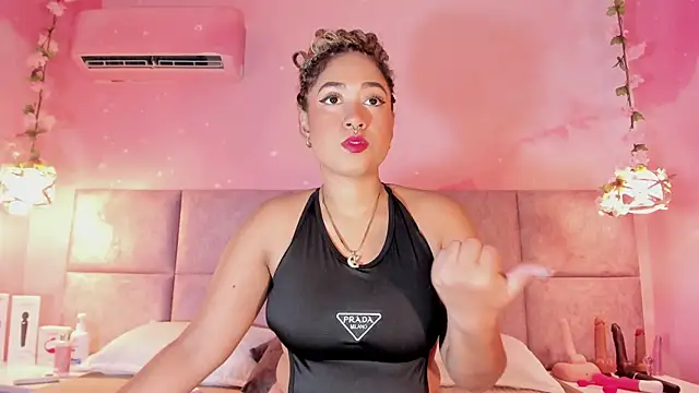 Laurentdupont04 online show from November 3, 3:08 am