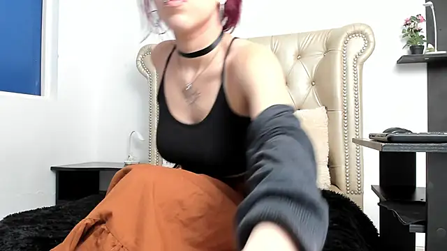 Snapshot of AlexaFoxy18 chatting on December 29, 3:33 am AlexaFoxy18 online show from December 29, 3:33 am