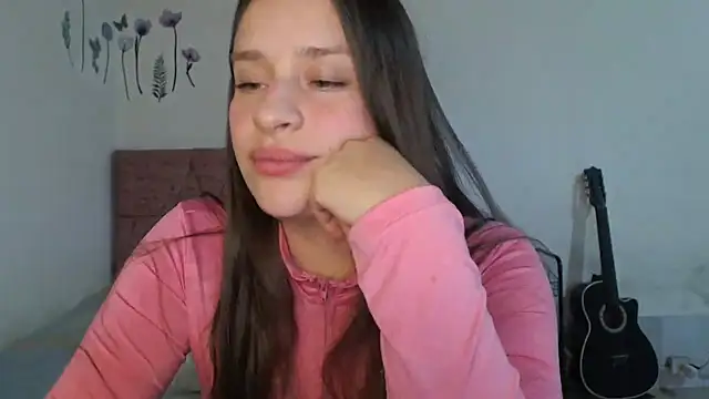 Snapshot of Serenity chatting on February 22, 10:52 pm Serenity online show from February 22, 10:52 pm