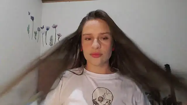 Snapshot of Serenity chatting on February 27, 11:05 pm Serenity online show from February 27, 11:05 pm