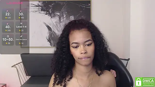 Snapshot of Shenna_brunette_ chatting on January 2, 4:13 pm Shenna brunette online show from January 2, 4:13 pm