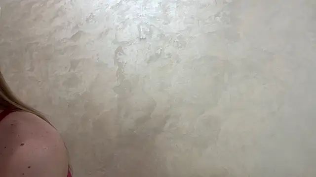 CaitlinaJayne23 online show from May 21, 3:35 am