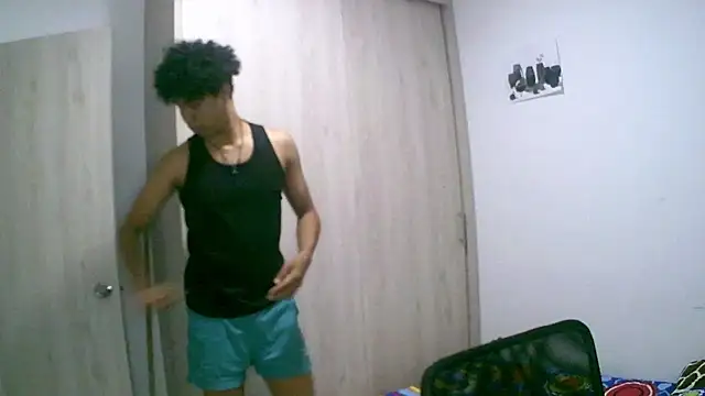 sexy diamante  online show from February 8, 2:48 am