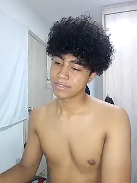 sexy diamante  online show from February 10, 8:07 am