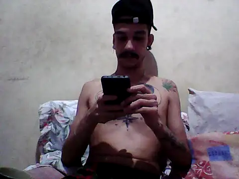 gatobranco001 online show from March 17, 5:12 am