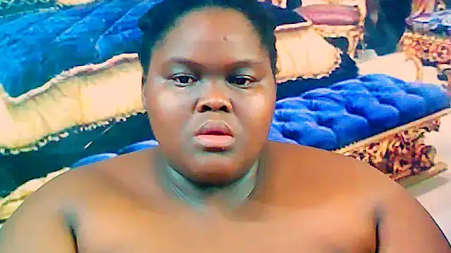 EbonyHotBuns online show from March 14, 5:46 pm