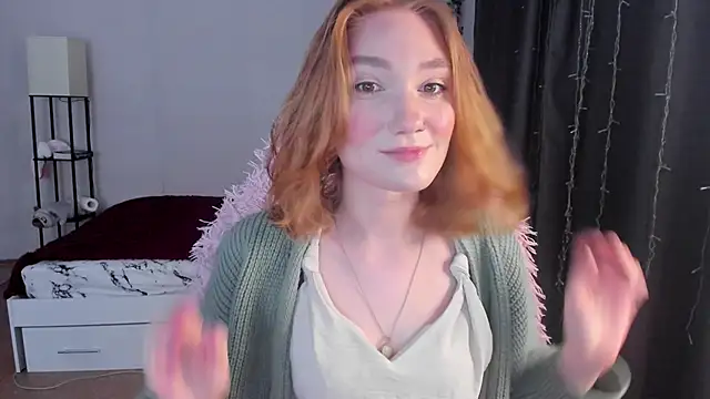 ReddHotPipper online show from October 9, 1:14 am