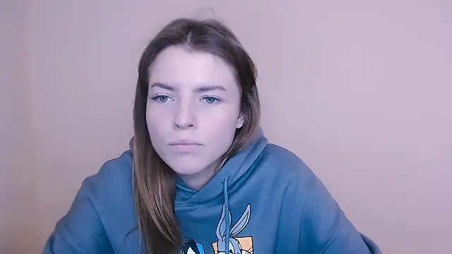 Snapshot of MissOliviaa_ chatting on January 14, 1:49 pm MissOliviaa  online show from January 14, 1:49 pm