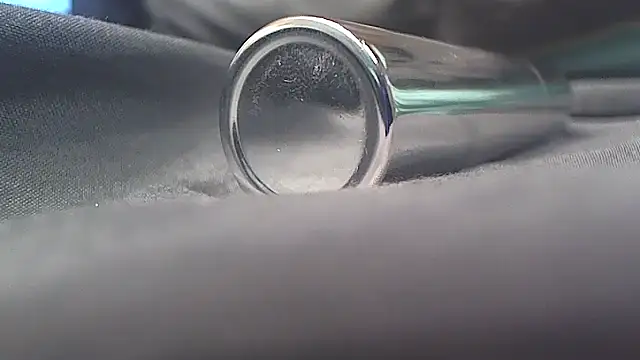 denxxx1992 online show from April 3, 7:01 pm