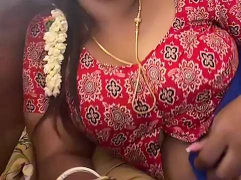 Snapshot of Sexy_Sonu_Bebu chatting on July 11, 2:42 pm Sexy Sonu Bebu online show from July 11, 2:42 pm
