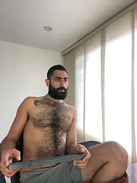 Snapshot of Drogamma chatting on September 10, 1:00 pm Drogamma online show from September 10, 1:00 pm