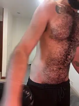 Snapshot of Drogamma chatting on October 18, 2:25 am Drogamma online show from October 18, 2:25 am