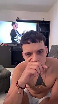 ArturoDelgado1 online show from April 7, 3:01 pm