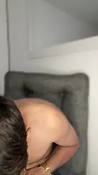 ArturoDelgado1 online show from April 8, 5:46 pm