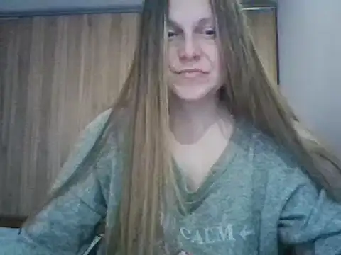 Evasapples online show from March 20, 9:46 pm