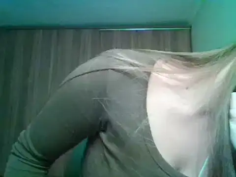 Evasapples online show from October 25, 6:02 pm