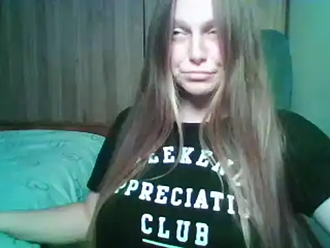 Evasapples online show from October 27, 10:14 pm