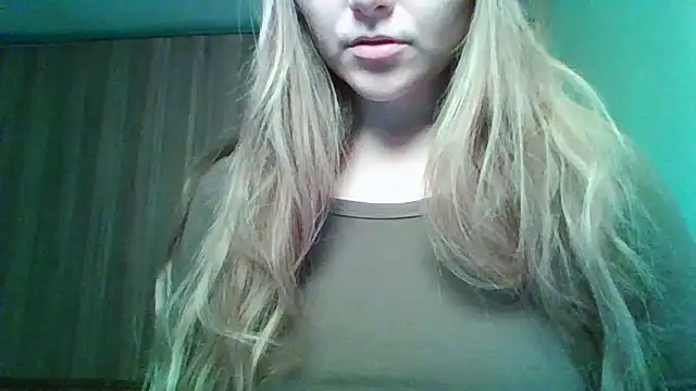 Evasapples online show from November 21, 6:39 pm