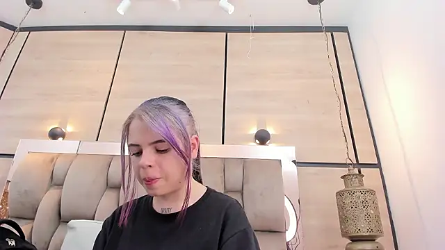 Snapshot of dorothy_vegga chatting on March 3, 3:23 am dorothy vegga online show from March 3, 3:23 am