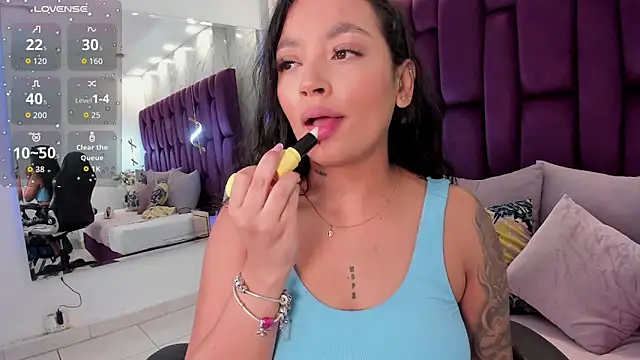 emma carterr1 online show from November 22, 1:43 pm