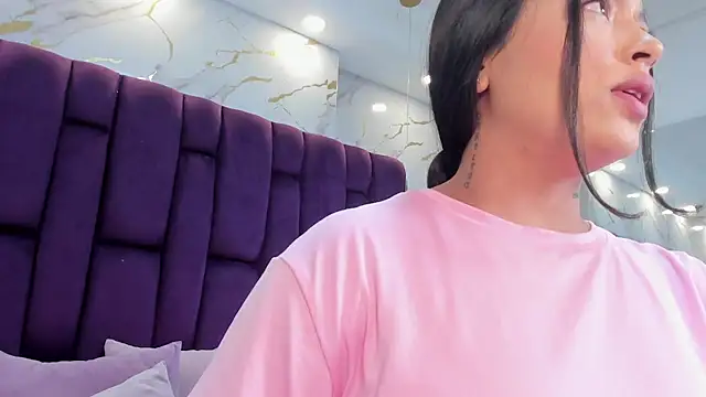 emma carterr1 online show from April 14, 5:08 pm