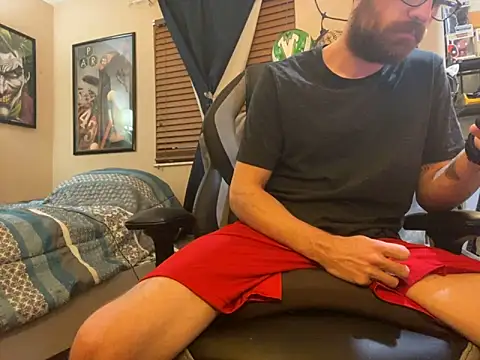 slutty guy12 online show from January 27, 11:43 pm