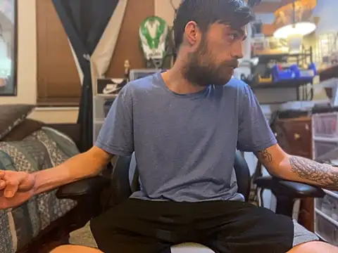 slutty guy12 online show from February 1, 2:16 am