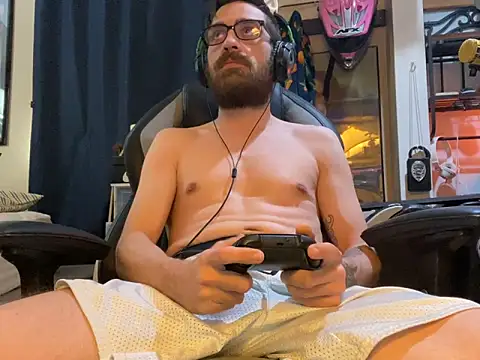 slutty guy12 online show from March 16, 10:53 pm